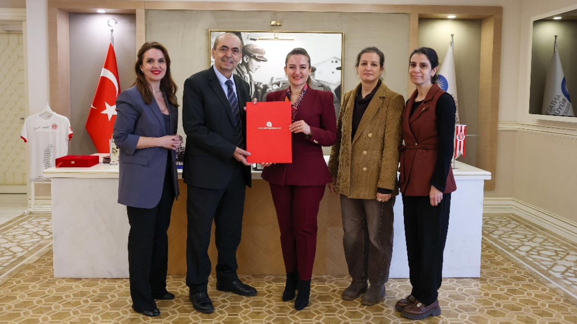 Çevre Dostu Çiftçi Kartı Projesi Gazipaşa'da Hayata Geçiyor