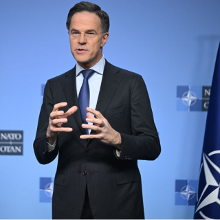 Rutte'den Hürmüz Boğazı açıklaması