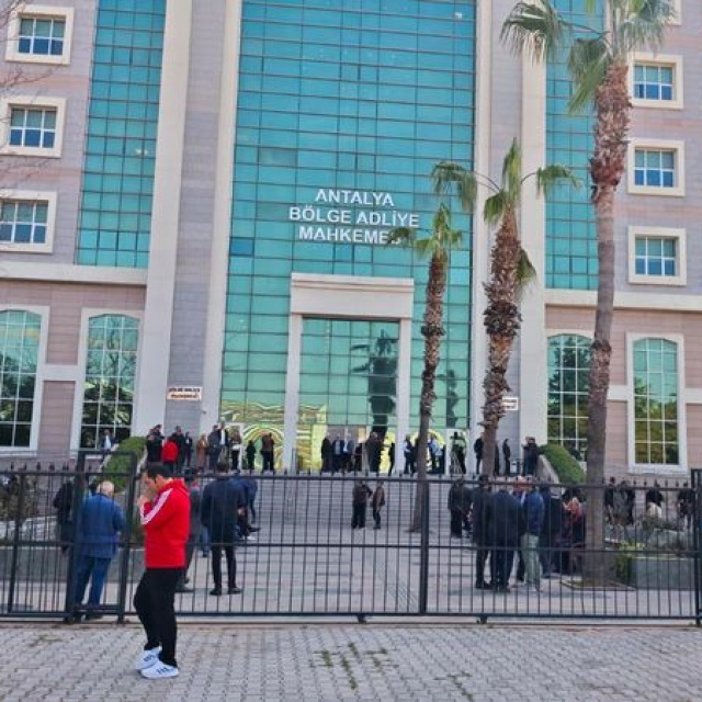 Antalya Büyükşehir Belediyesi davasında ara karar