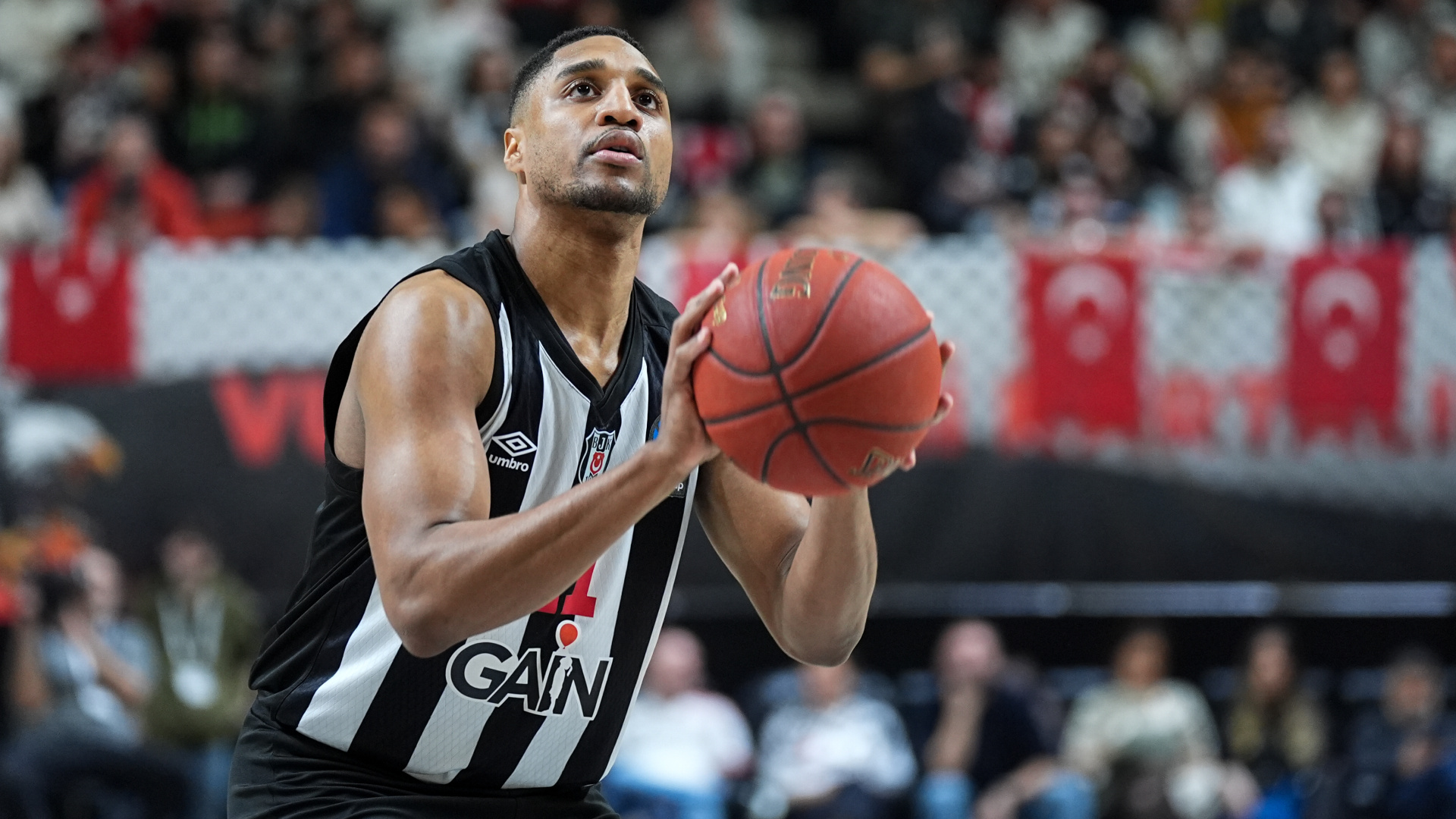 Beşiktaş GAİN, EuroCup'ta Yarı Finalde: Rakip Bahçeşehir Koleji!