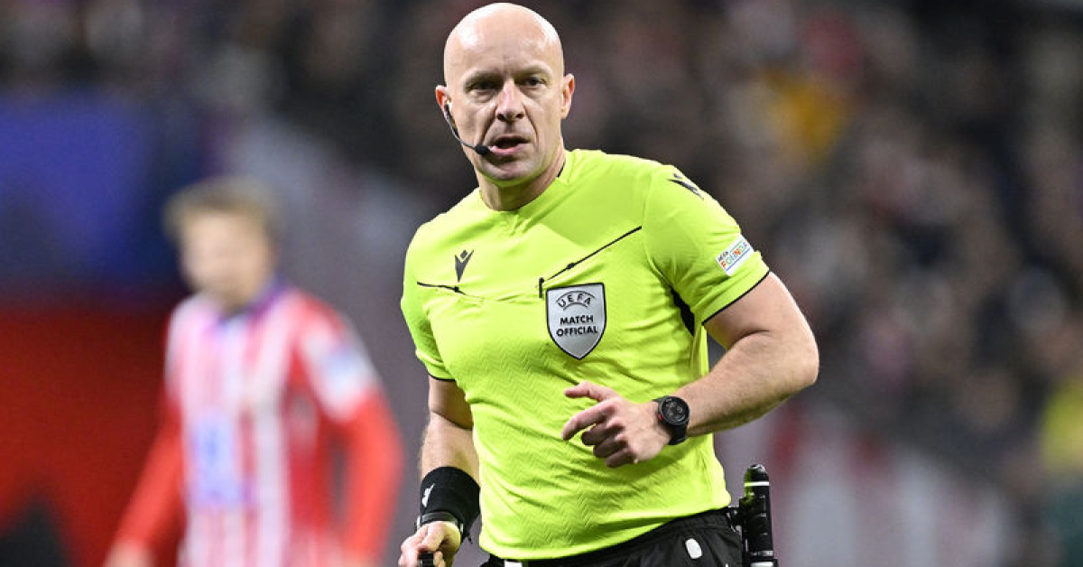 Liverpool-Galatasaray maçında hakem değişimi! Marciniak sakatlandı.