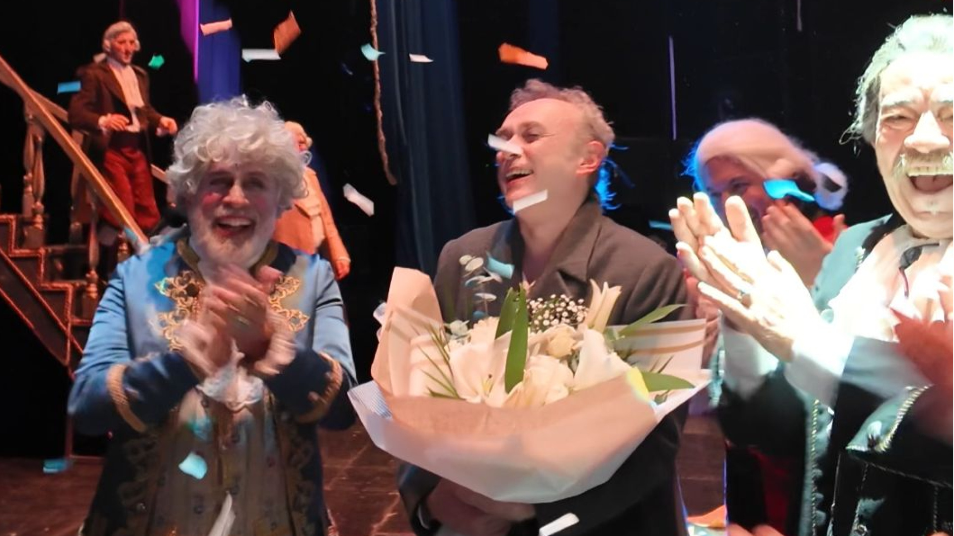 Amadeus 200'üncü Kez Sahnelendi: Selçuk Yöntem ve Tansu Biçer'li Oyun Tarih Yazdı