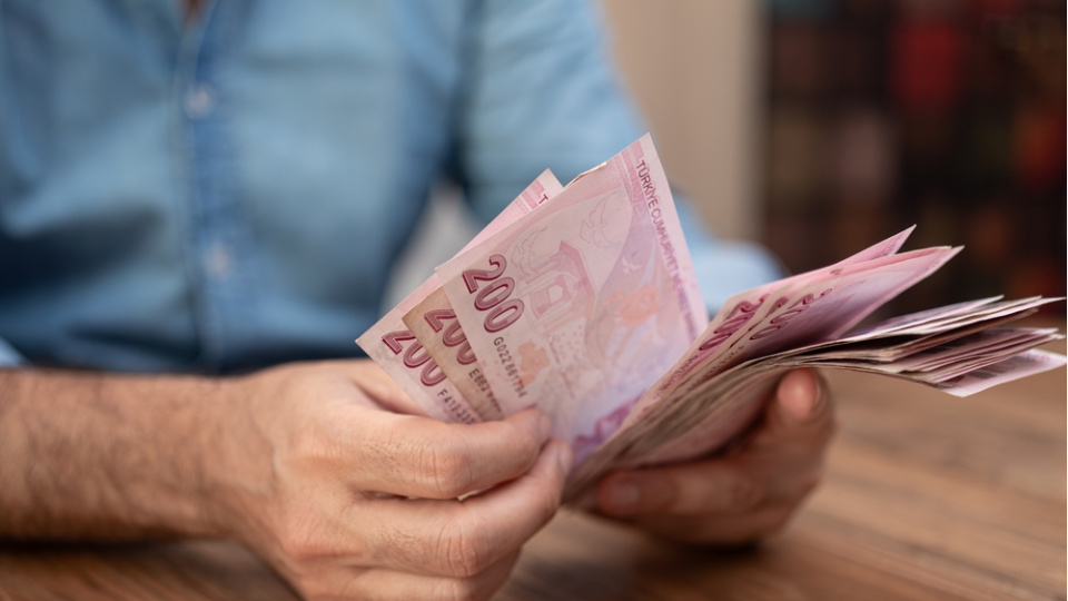 OECD'den ücret uyarısı