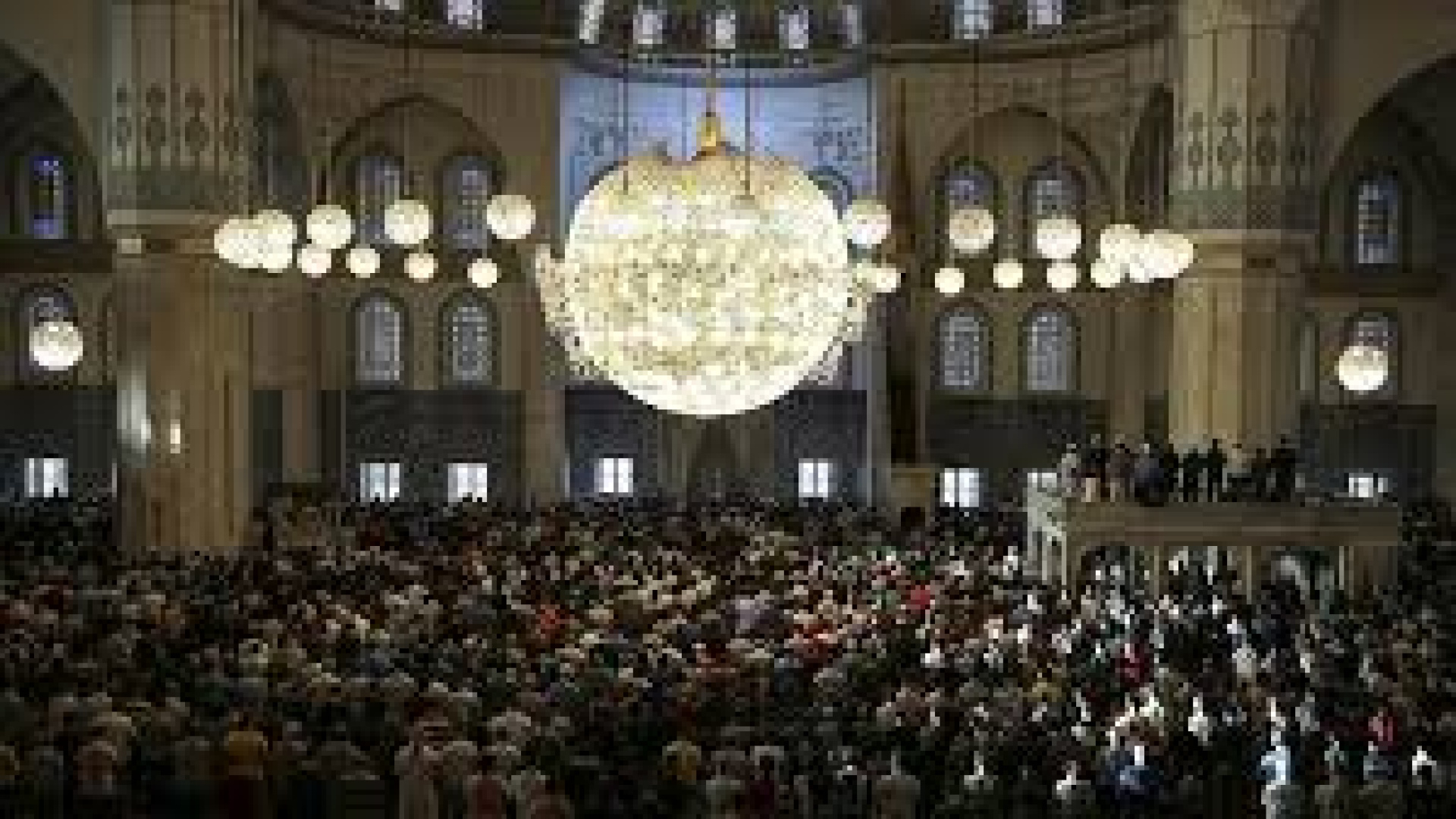 Bayram Namazına Gitmemek Günah mı? Diyanet Açıklaması ve Dini Hükümler
