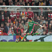 Uğurcan Çakır ilk yarıya damga vurdu!