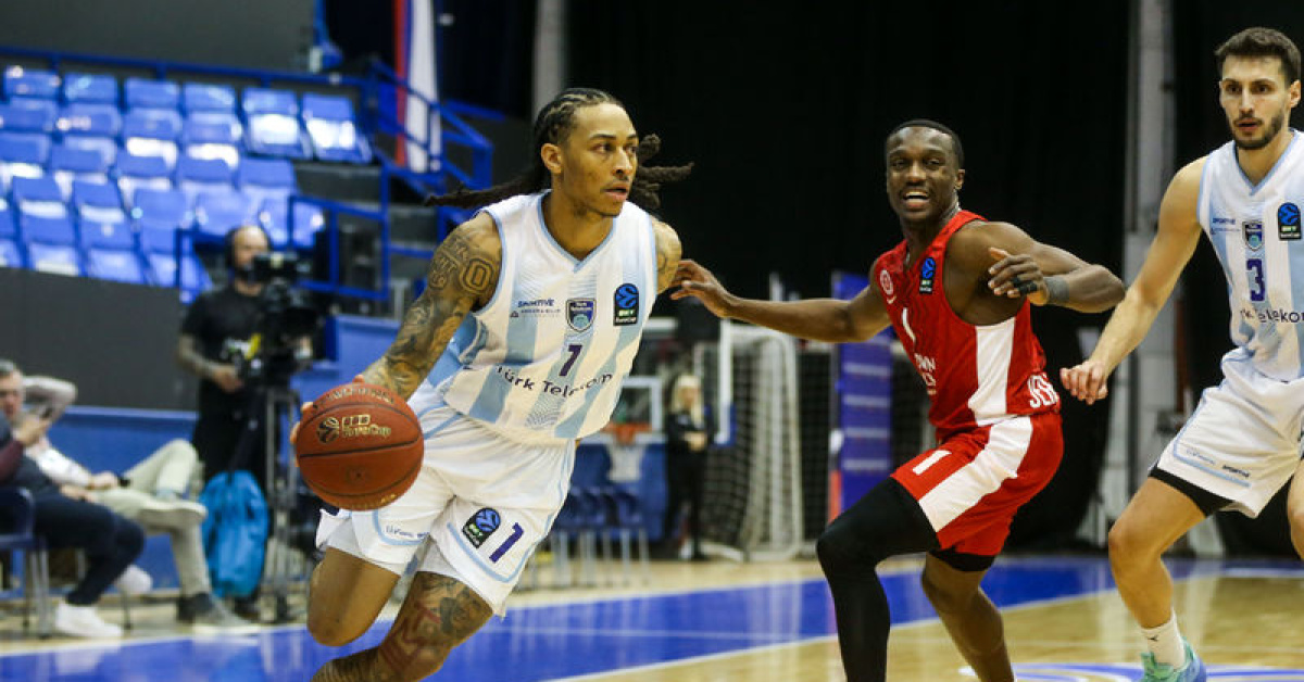 Türk Telekom Basketbol Takımı İsrail Ekibini Yarı Finalde Maç Kazanır