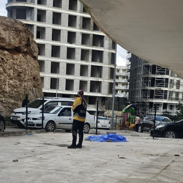 22 yaşındaki Kübra gözyaşına boğdu!