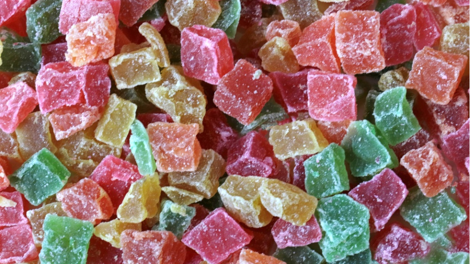 Bayramda yapışkan şekerlere dikkat! 