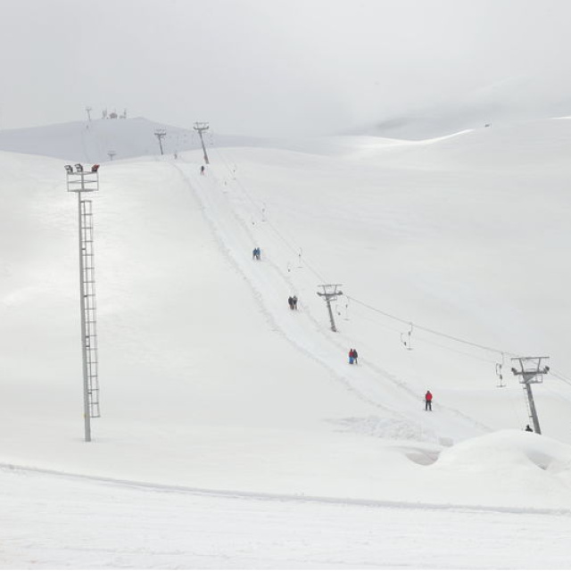 Doğal karla kaplı pistlerde ilkbaharda da kayak