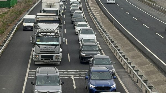 Bayram trafiğine kısıtlama tedbirleri... Ağır tonajlı araçlara 2 gün İstanbul yasağı!