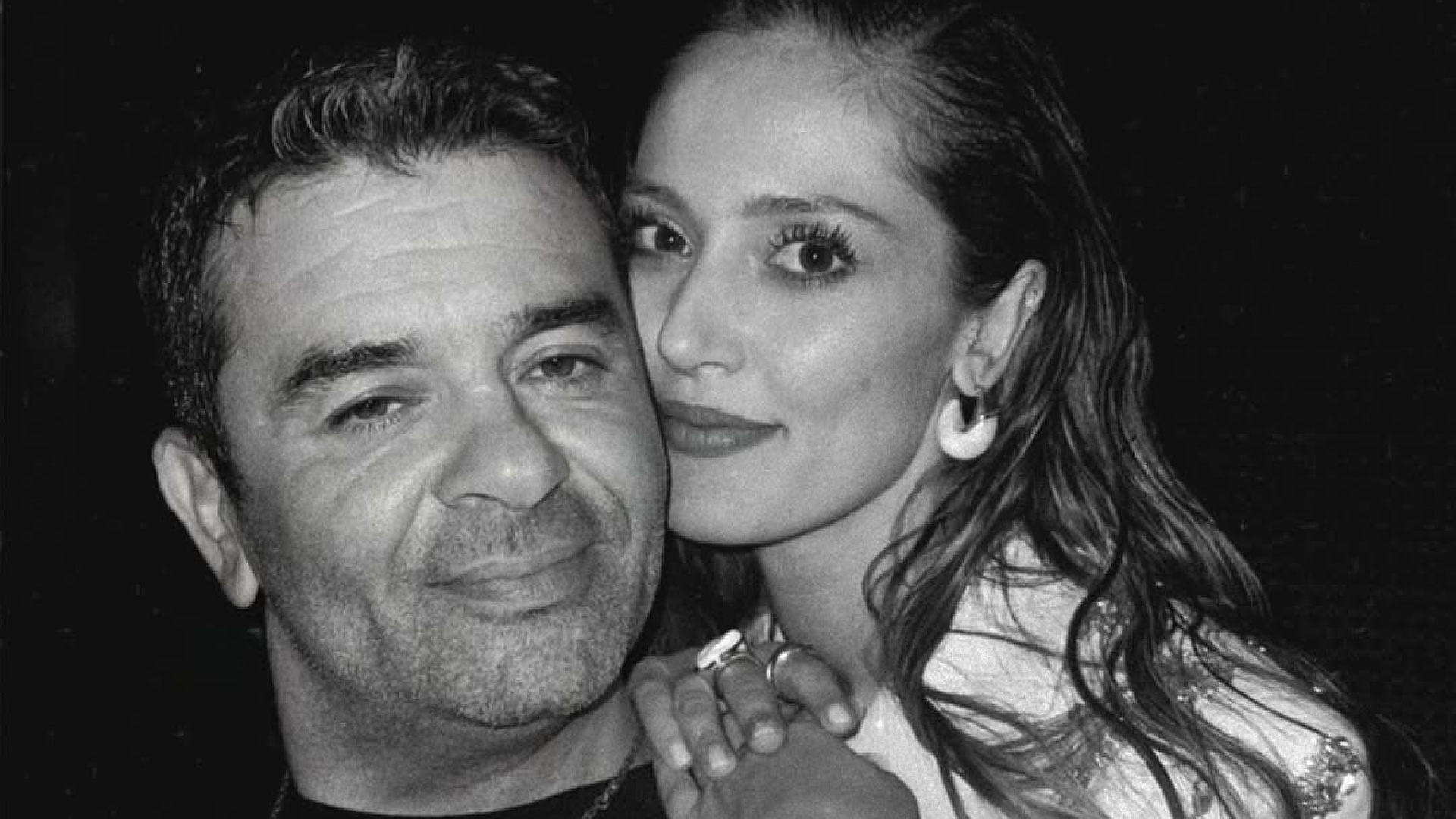 Duygu Arabacıoğlu ve Bülent Şakrak'tan Romantik Yıl Dönümü Kutlaması