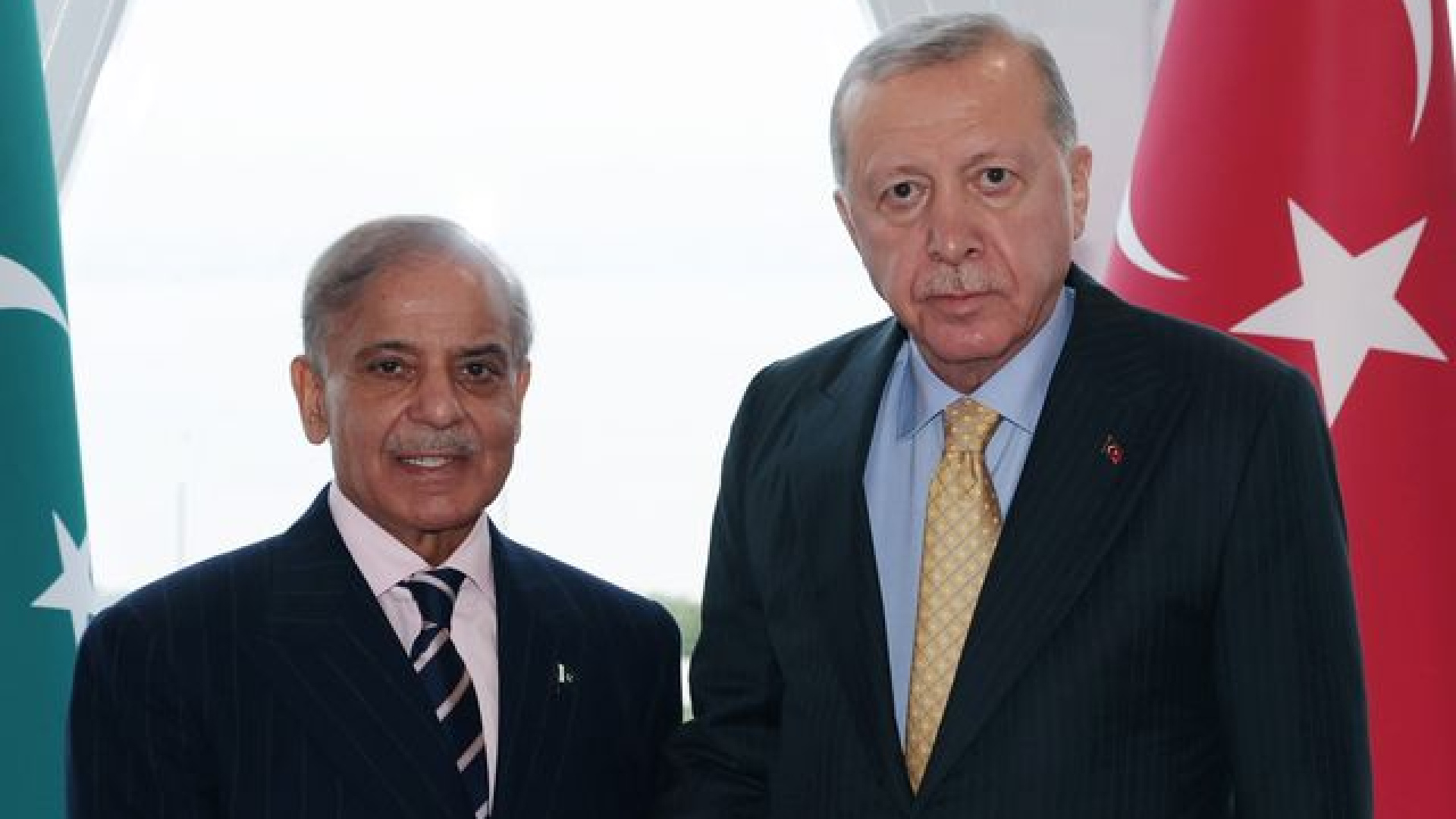 Cumhurbaşkanı Erdoğan, Pakistan Başbakanı Şerif ile Telefonda Görüştü