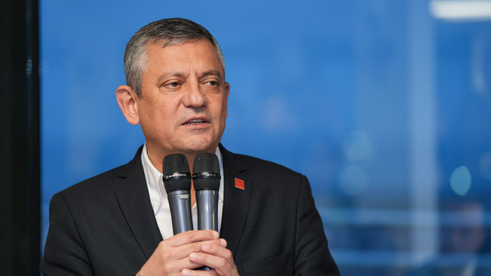 Özgür Özel, tutuklu yakınlarıyla iftar yaptı