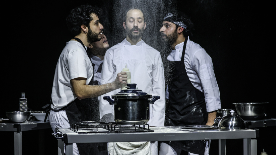 Kısık Ateşte Düdüklü Tencere sahnelere veda ediyor