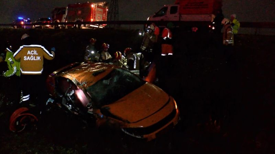 İstanbul'da feci kaza: 3 ölü, 1 yaralı!