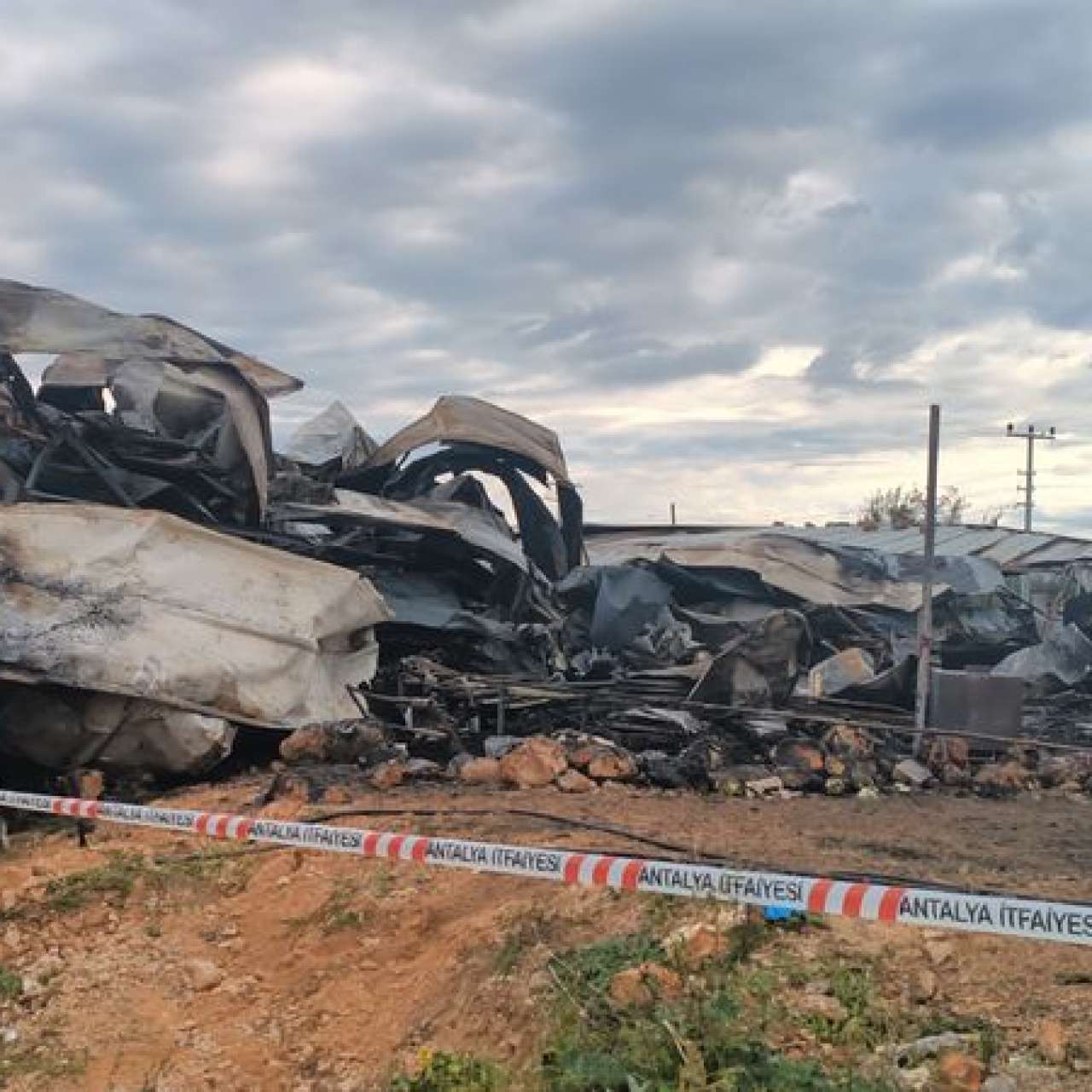 Antalya'da yangın faciası: 5'i çocuk, 6 ölü