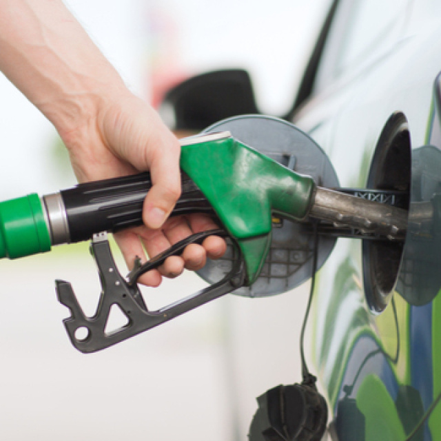 Motorine zam pompaya yansıdı