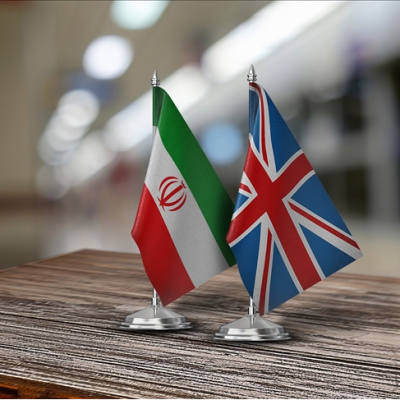 İran'dan İngiltere'ye: Üs sağlarsanız saldırı sayarız