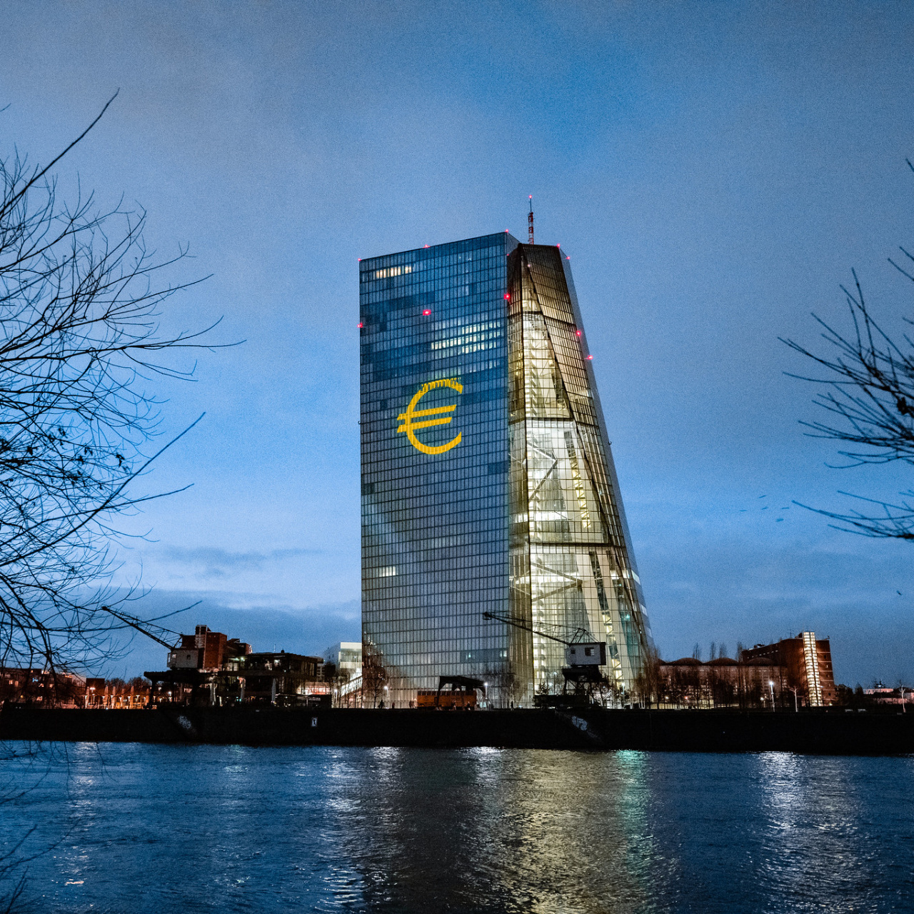 Avrupa'da faiz artışı sinyali