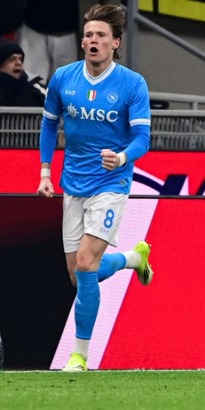 McTominay attı Napoli kazandı!