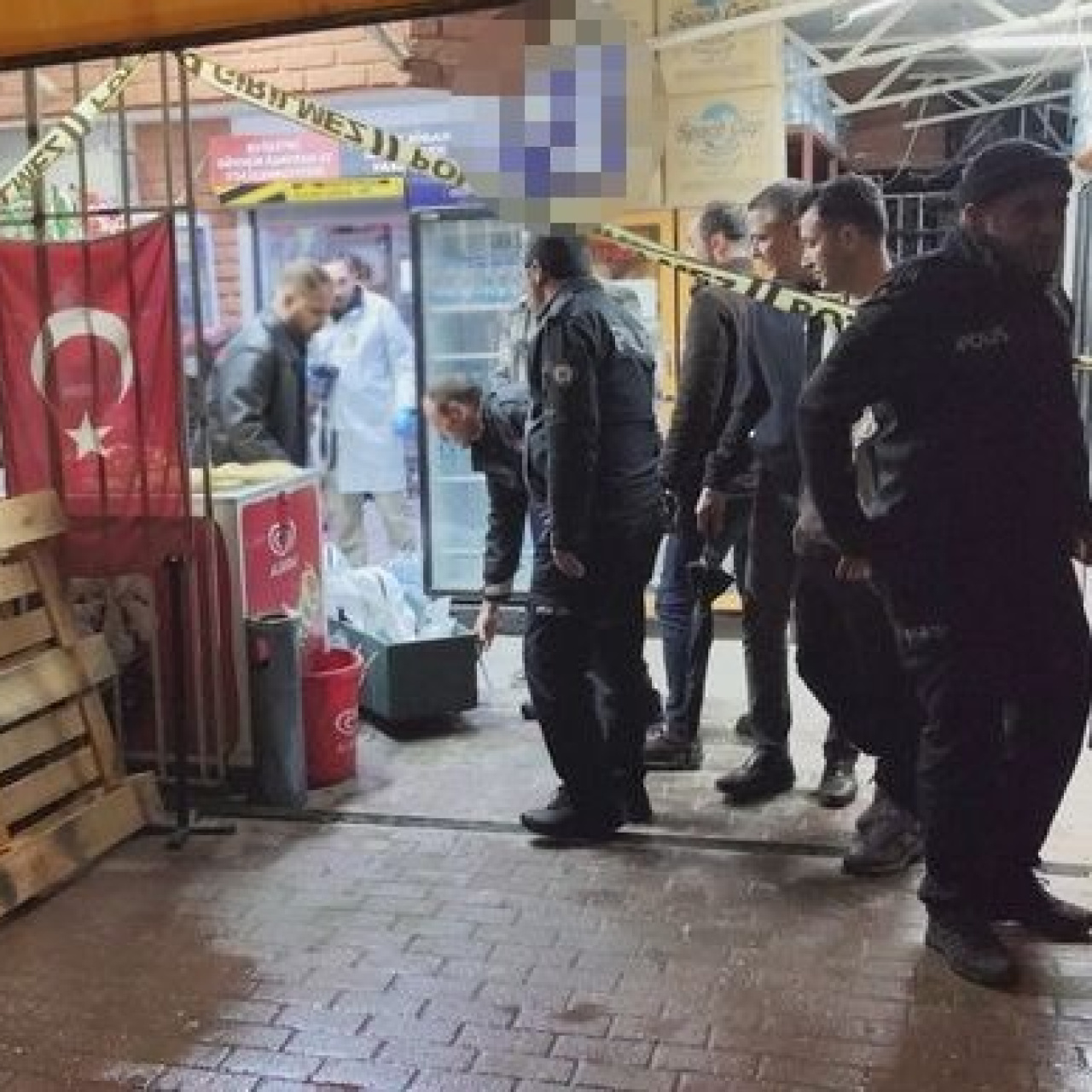 Markette silahlı kavga: 1 ölü