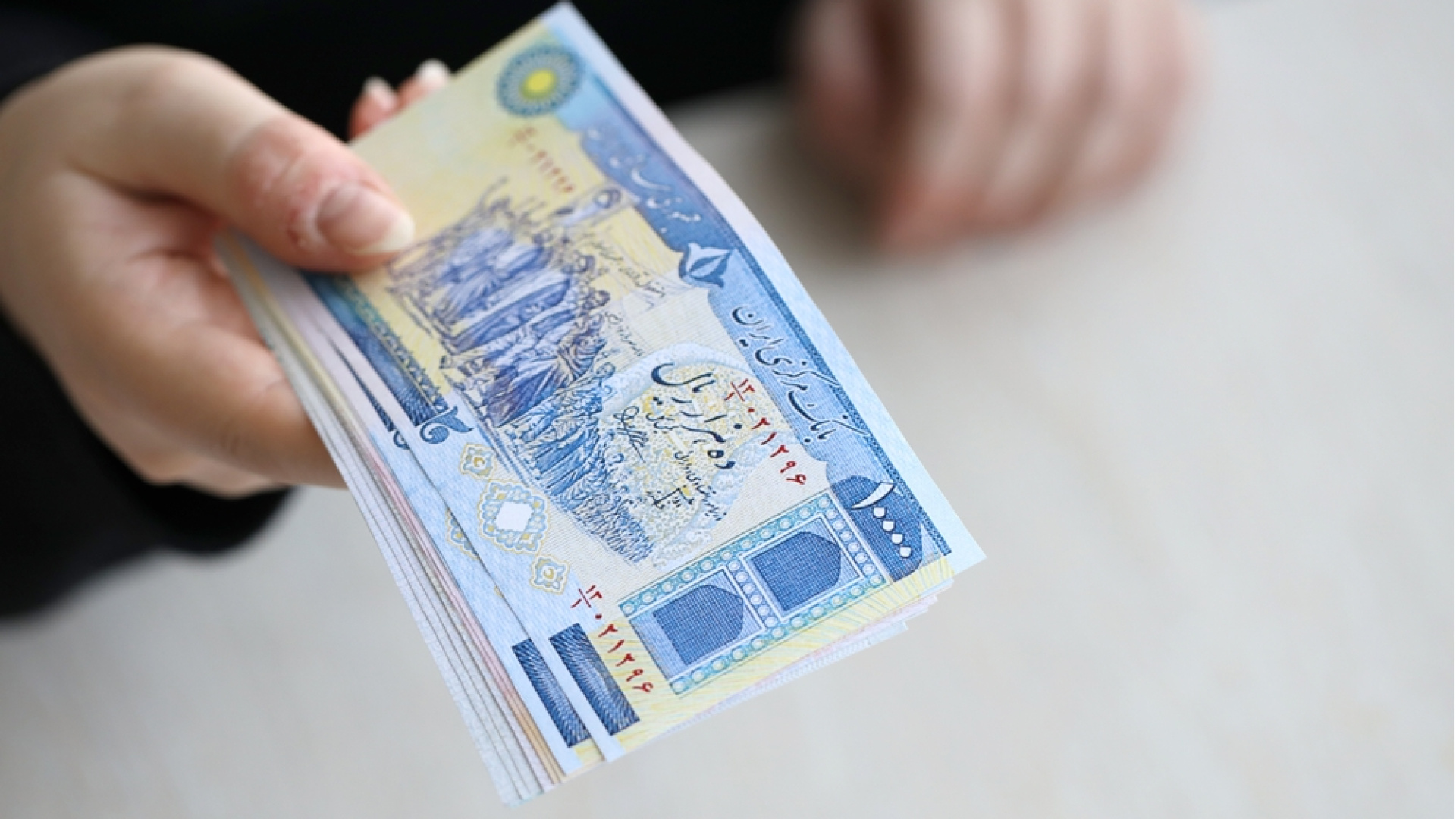 İran'dan nakit ihtiyacını karşılamak için yeni banknot - Para Haberleri