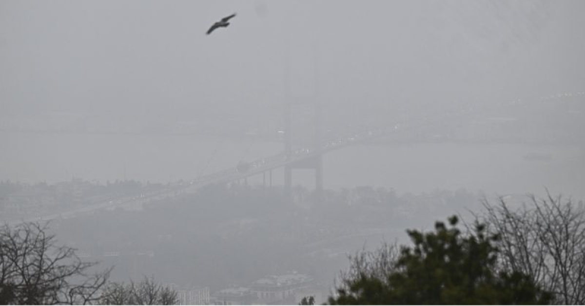 İstanbul'da Bayram İkinci Günü Sis Etkili