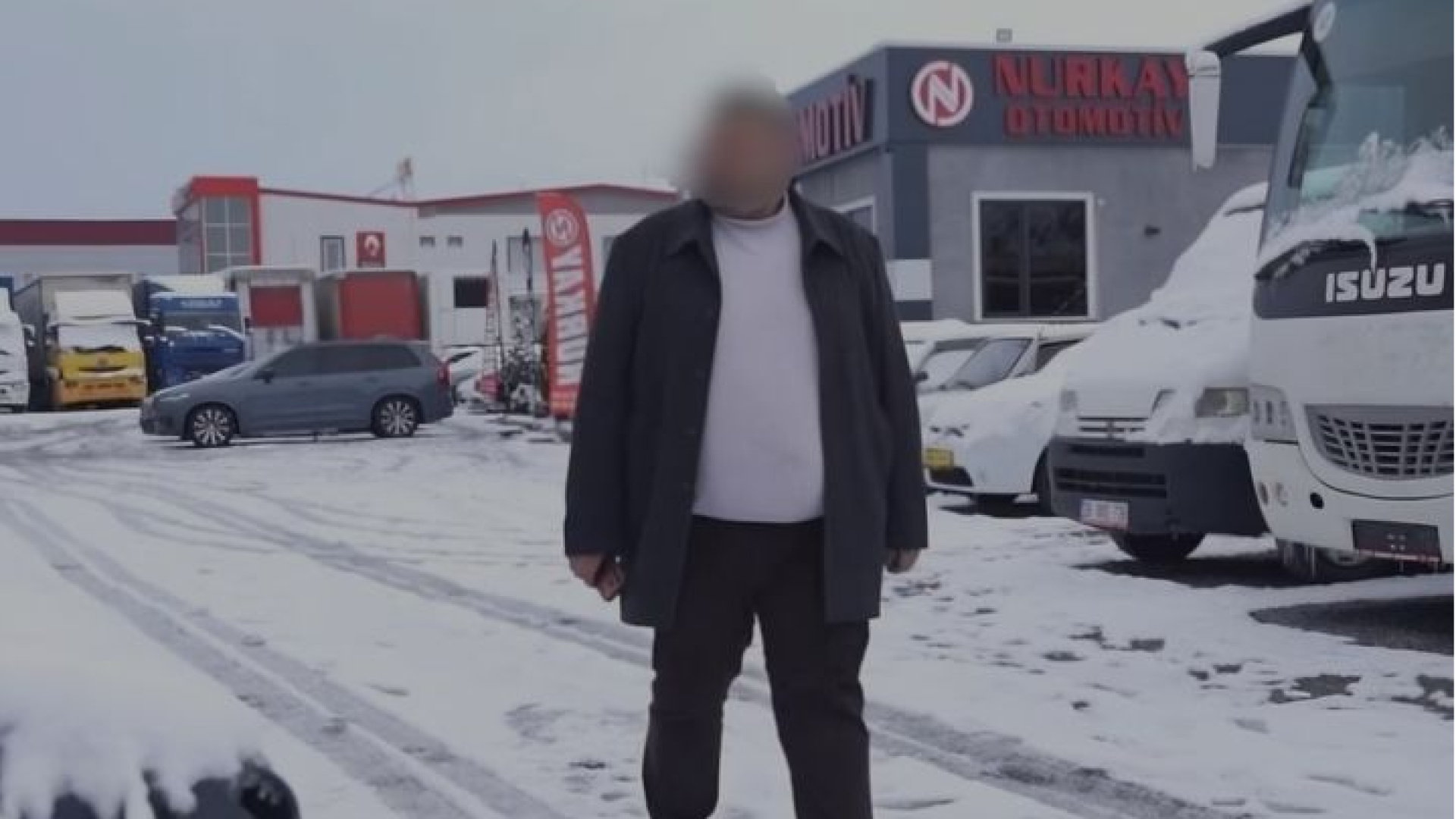 Kayseri'de Korkunç Cinayet: Eşini Silahla Öldüren Şüpheli Kaçtı