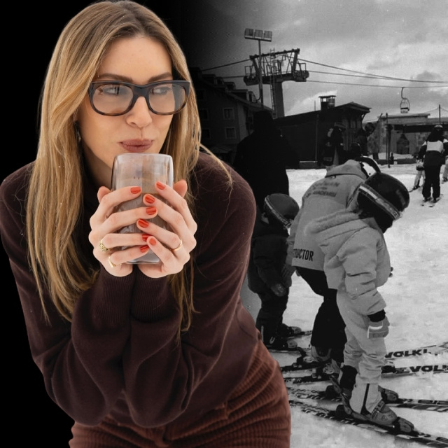 Anne ve kızları kış tatilinde