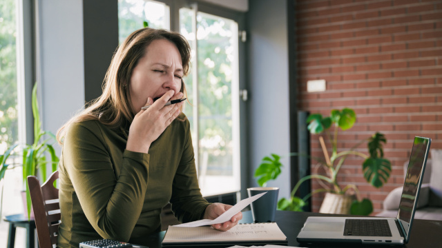 Gün içinde ne kadar esniyorsunuz?