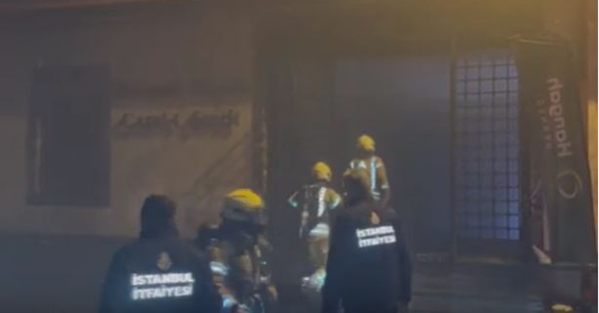 Beykoz'da Mahmud Efendi Camisi'nde yangın çıktı