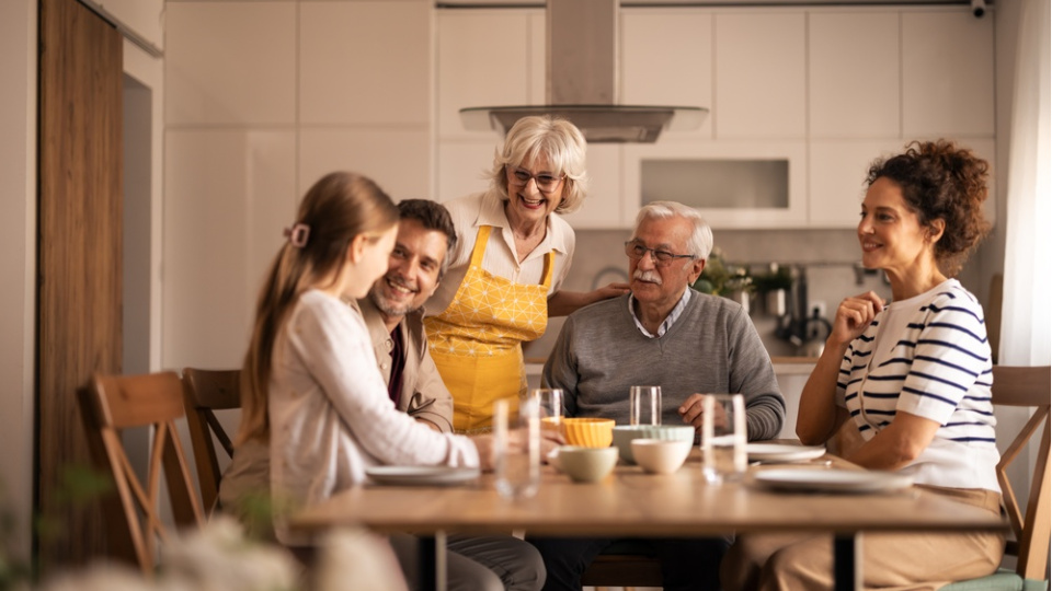 Mutluluğun anahtarı sosyal ilişkiler mi?