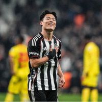 "15 gol atarsam saat alacaklar!"