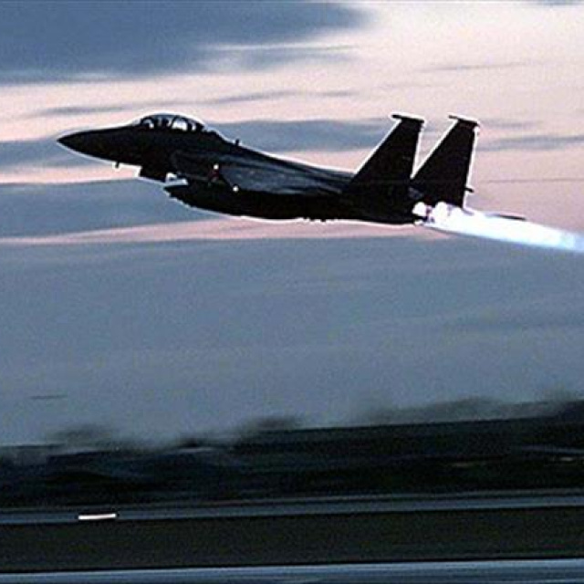İran: F-15 uçağı düşürdük