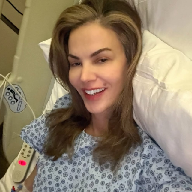 Tülin Şahin ameliyat oldu