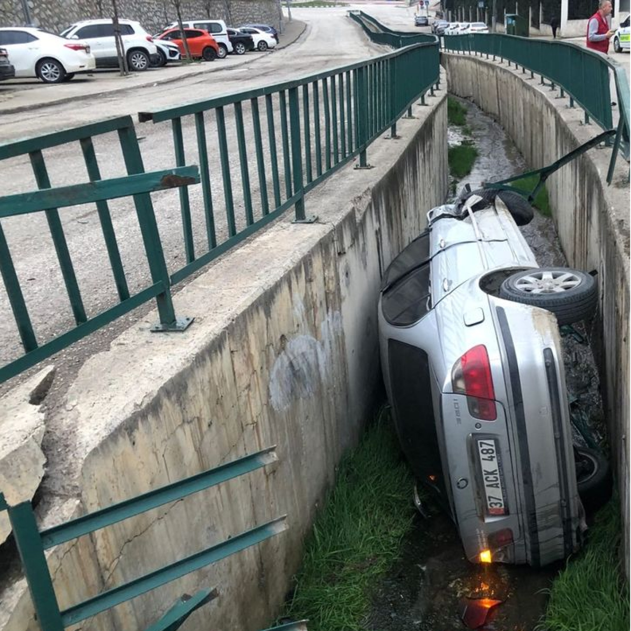 Kaza yapan ehliyetsiz sürücüye 225 bin TL ceza