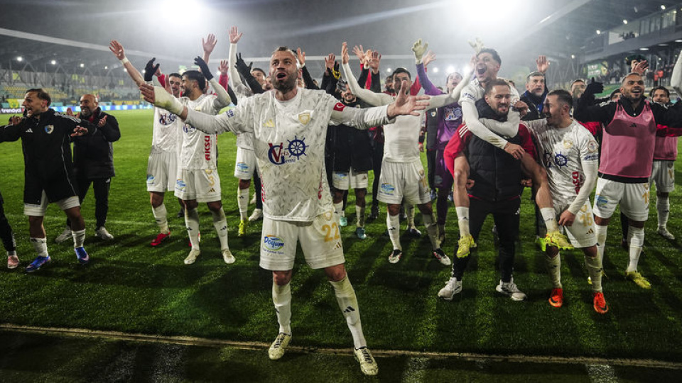 Erzurumspor FK liderliği bırakmadı!