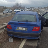 El freni çekilmeyen araç kaza yaptı! 1 ölü, 3 yaralı