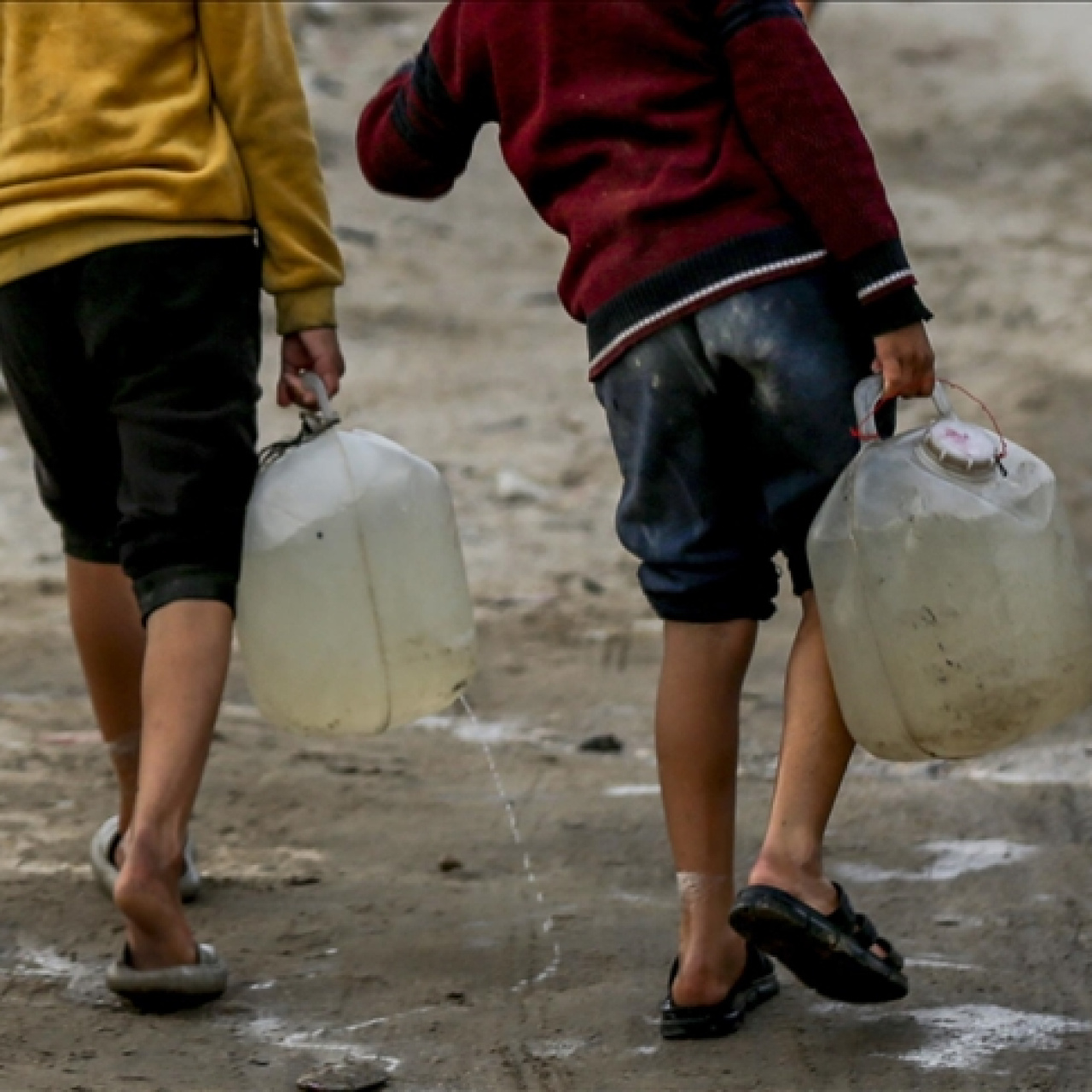 2.2 milyar insan sağlıklı içme suyuna erişemiyor