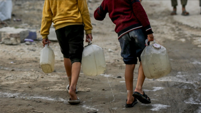 2.2 milyar insan sağlıklı içme suyuna erişemiyor