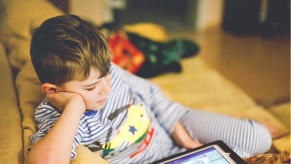 Ekranlar çocukların motor gelişimini yavaşlatıyor
