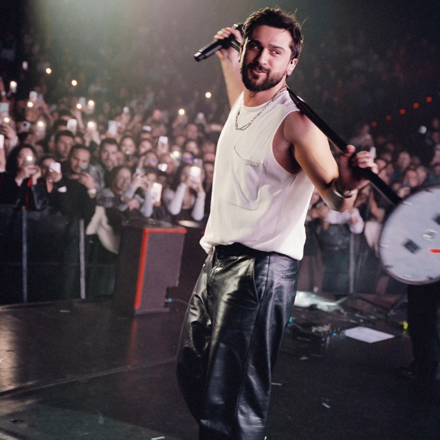 Türkiye'deki ilk solo konserini verdi