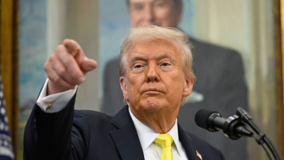 Trump: İran'ın enerji tesislerine saldırıyı 5 gün erteledik