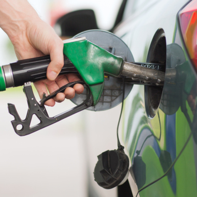 Benzin ve motorine zam