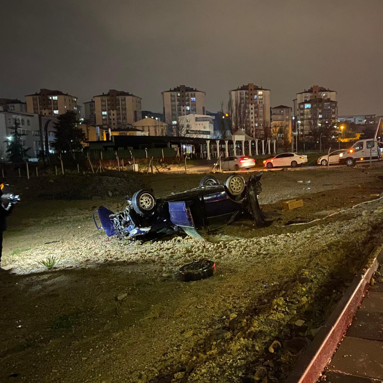 Takla atan otomobilin sürücü öldü