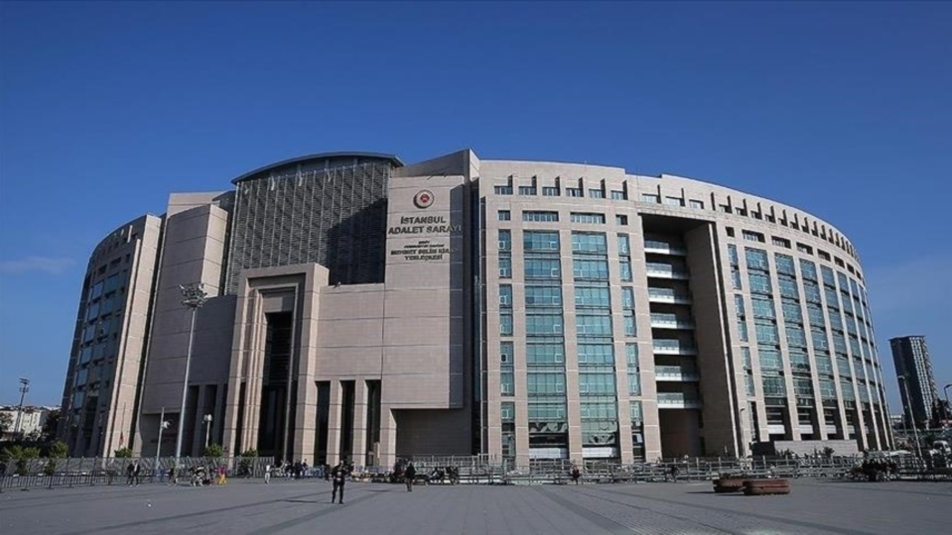 İstanbul'da Nevruz Etkinliklerinde PKK/KCK Propagandası Yapan 38 Kişi Gözaltına Alındı