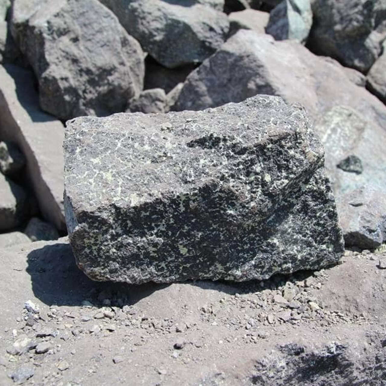 "Yüksek kaliteli krom rezervi var" yalanıyla 93 milyon dolarlık dolandırıcılık!