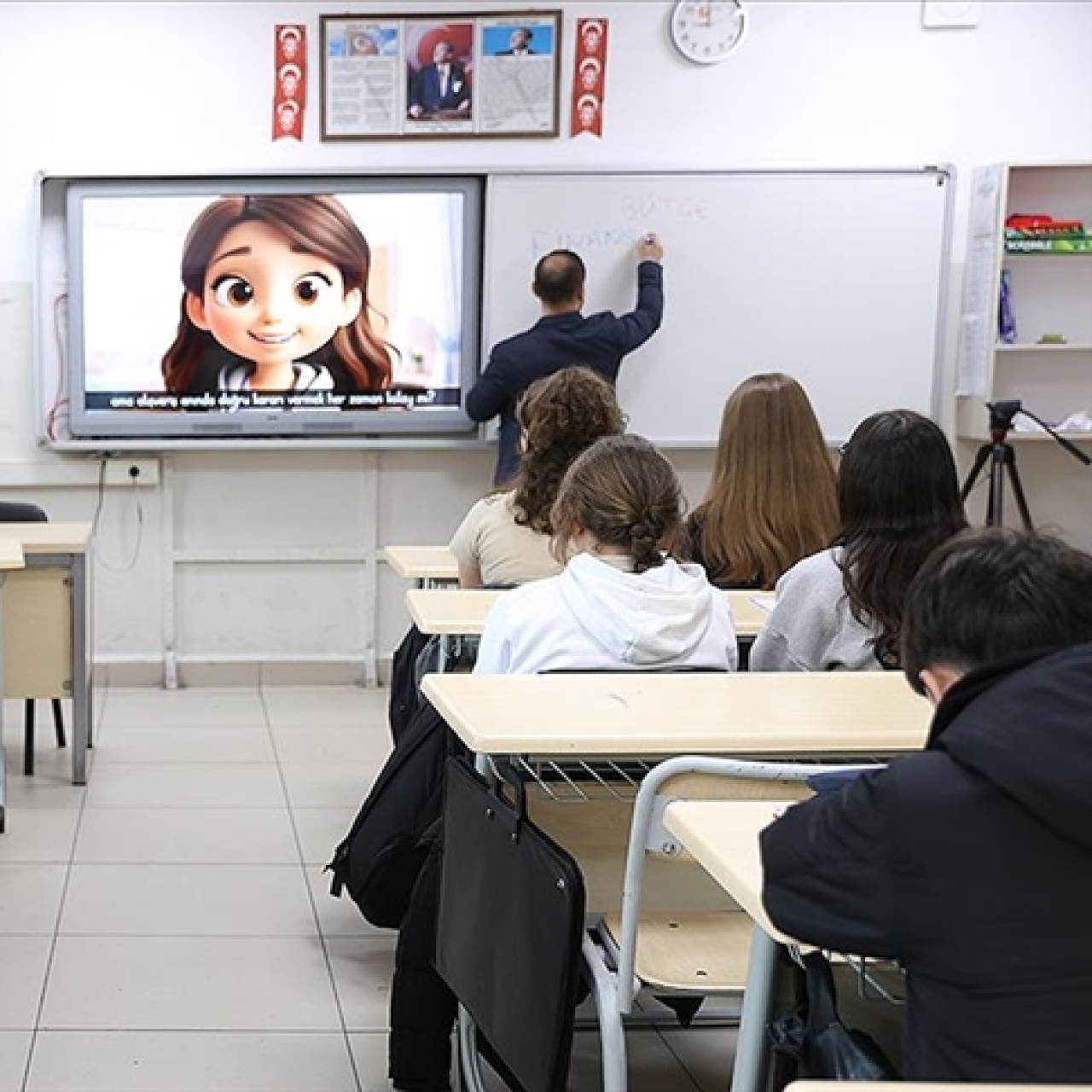 Okullarda ilk ders "finansal okuryazarlık" oldu