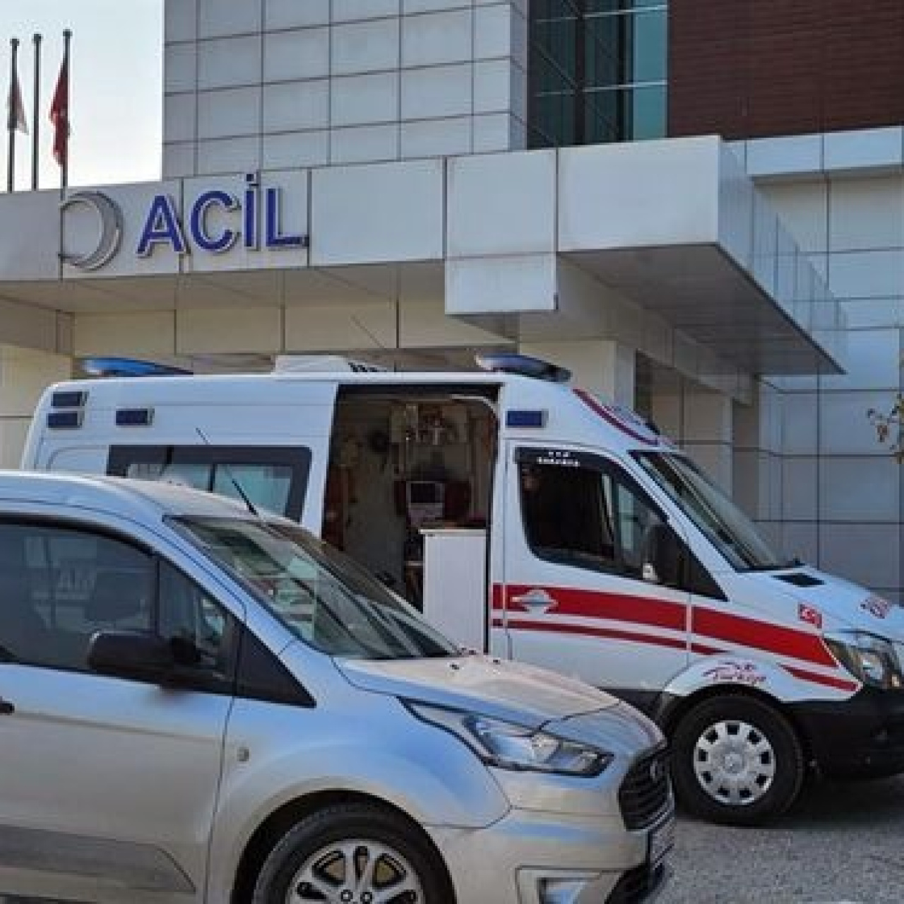 Traktörün altında kalarak can verdi