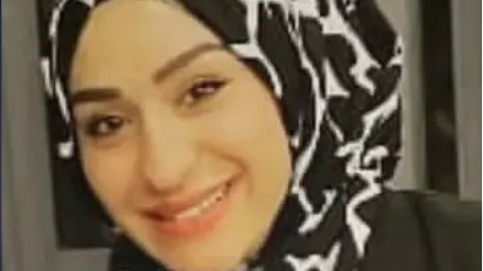 Otomobil tarlaya uçtu: 1 ölü, 2 yaralı